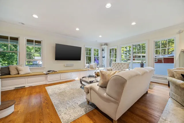 $1,224,900 | 27W773 Beecher Avenue, Winfield, IL 60190