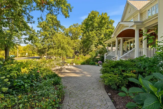 $1,224,900 | 27W773 Beecher Avenue, Winfield, IL 60190