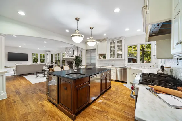 $1,224,900 | 27W773 Beecher Avenue, Winfield, IL 60190