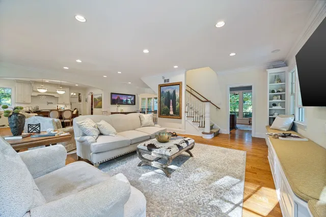 $1,224,900 | 27W773 Beecher Avenue, Winfield, IL 60190