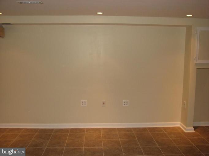 8020 Wallace Road Dundalk, MD 21222 - Photo 11 of 21 Basement