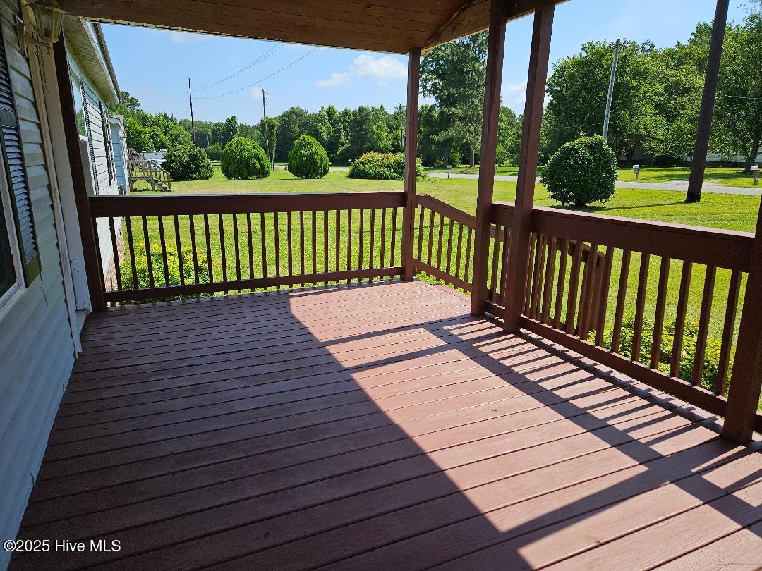 686 Casey Road Kinston, NC 28501 - Photo 5 of 24 686 casey porch