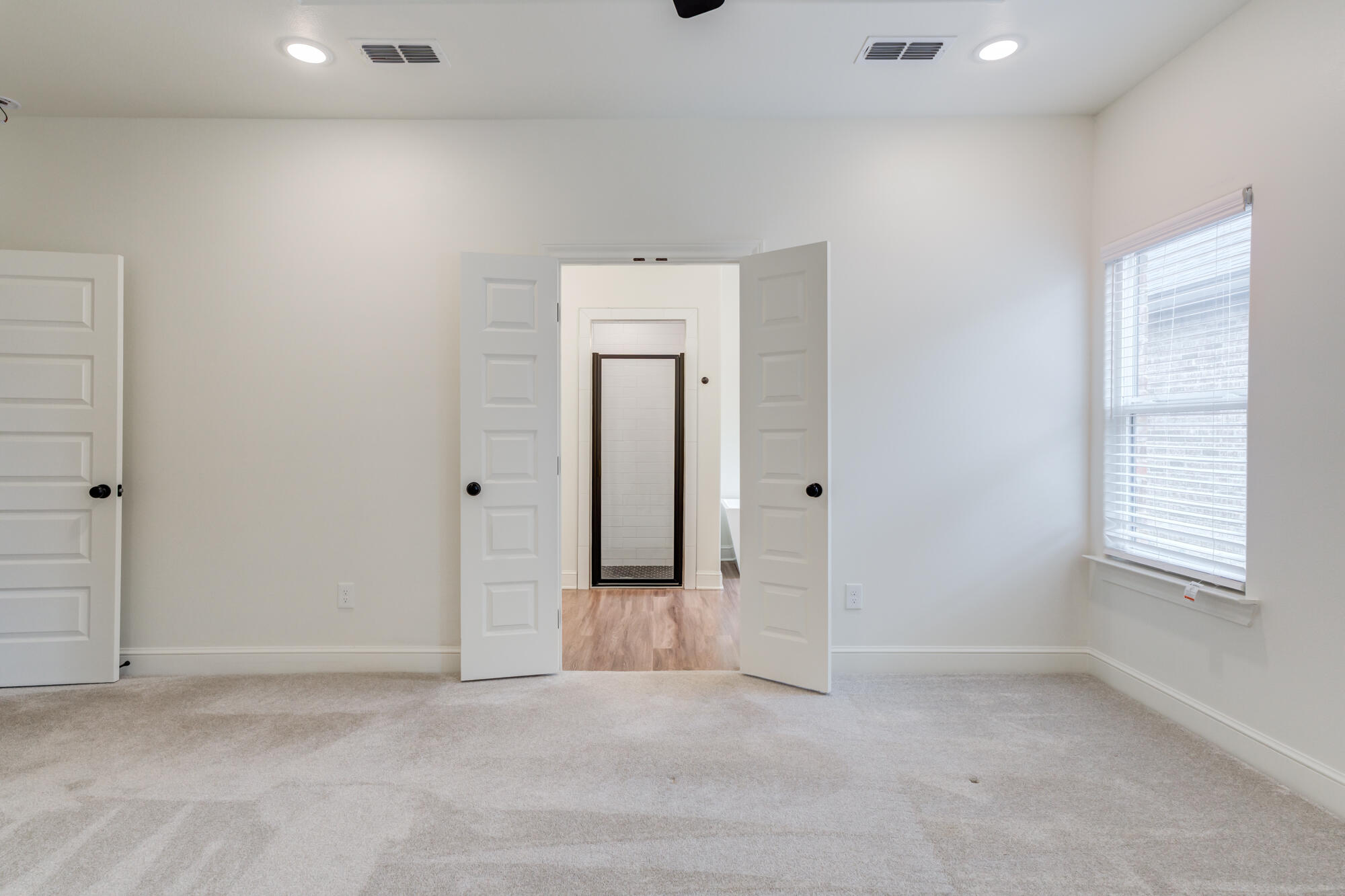 7609 52nd Street Lubbock, TX 79407 - Photo 26 of 54 7609-52nd-St_Lubbock-TX35_Primary-Bedroo
