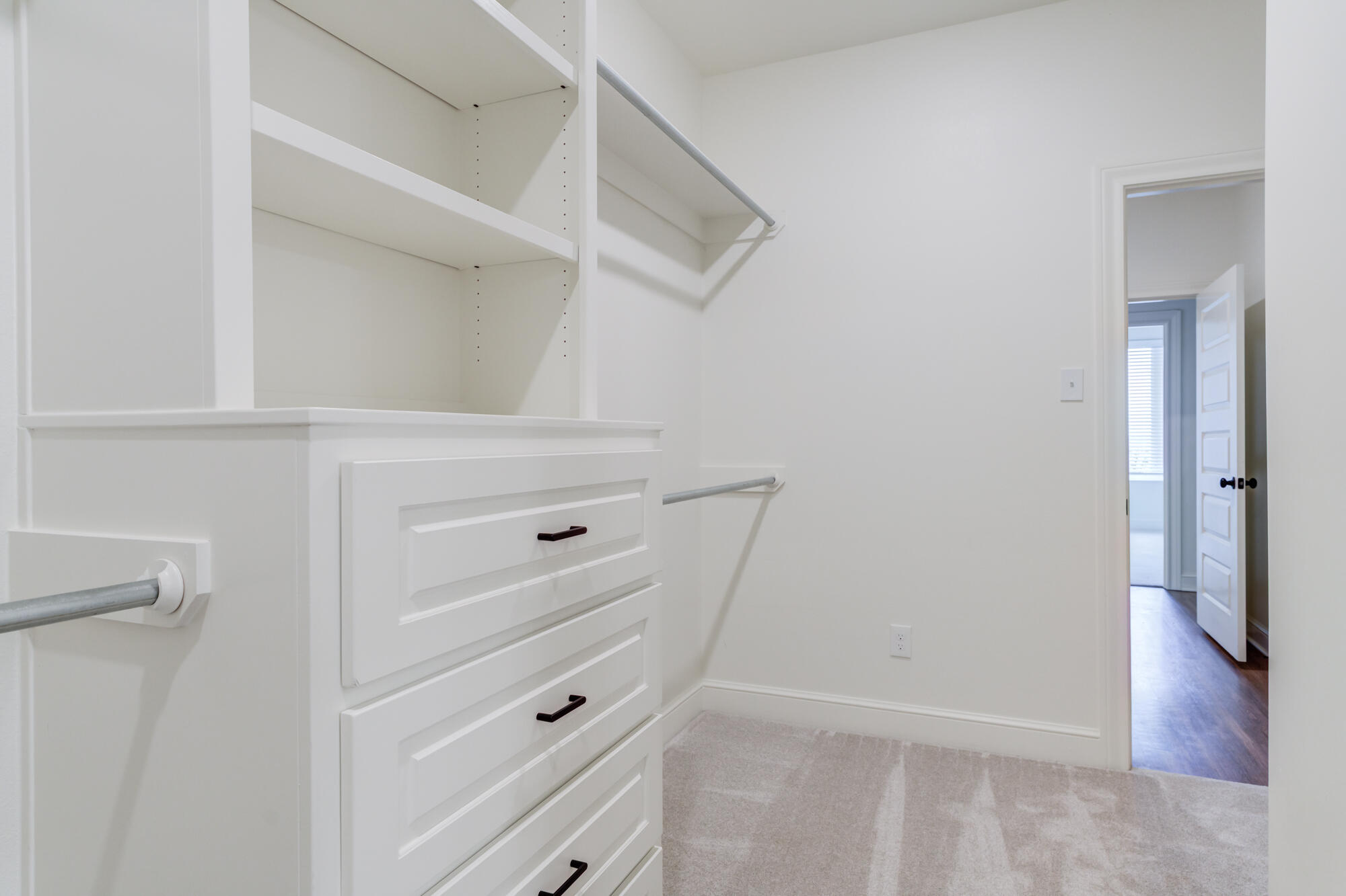 7609 52nd Street Lubbock, TX 79407 - Photo 33 of 54 7609-52nd-St_Lubbock-TX42_Primary-Closet