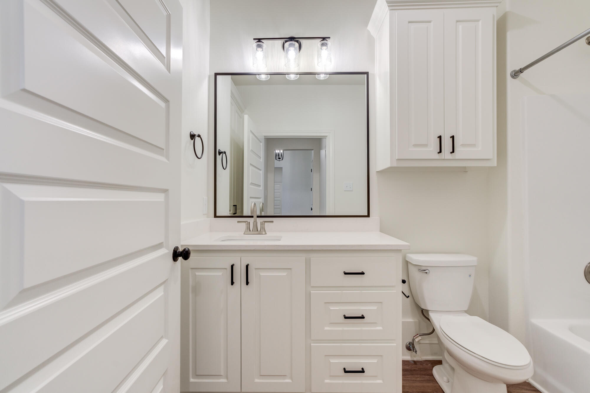 7609 52nd Street Lubbock, TX 79407 - Photo 36 of 54 7609-52nd-St_Lubbock-TX4_Bathroom-2