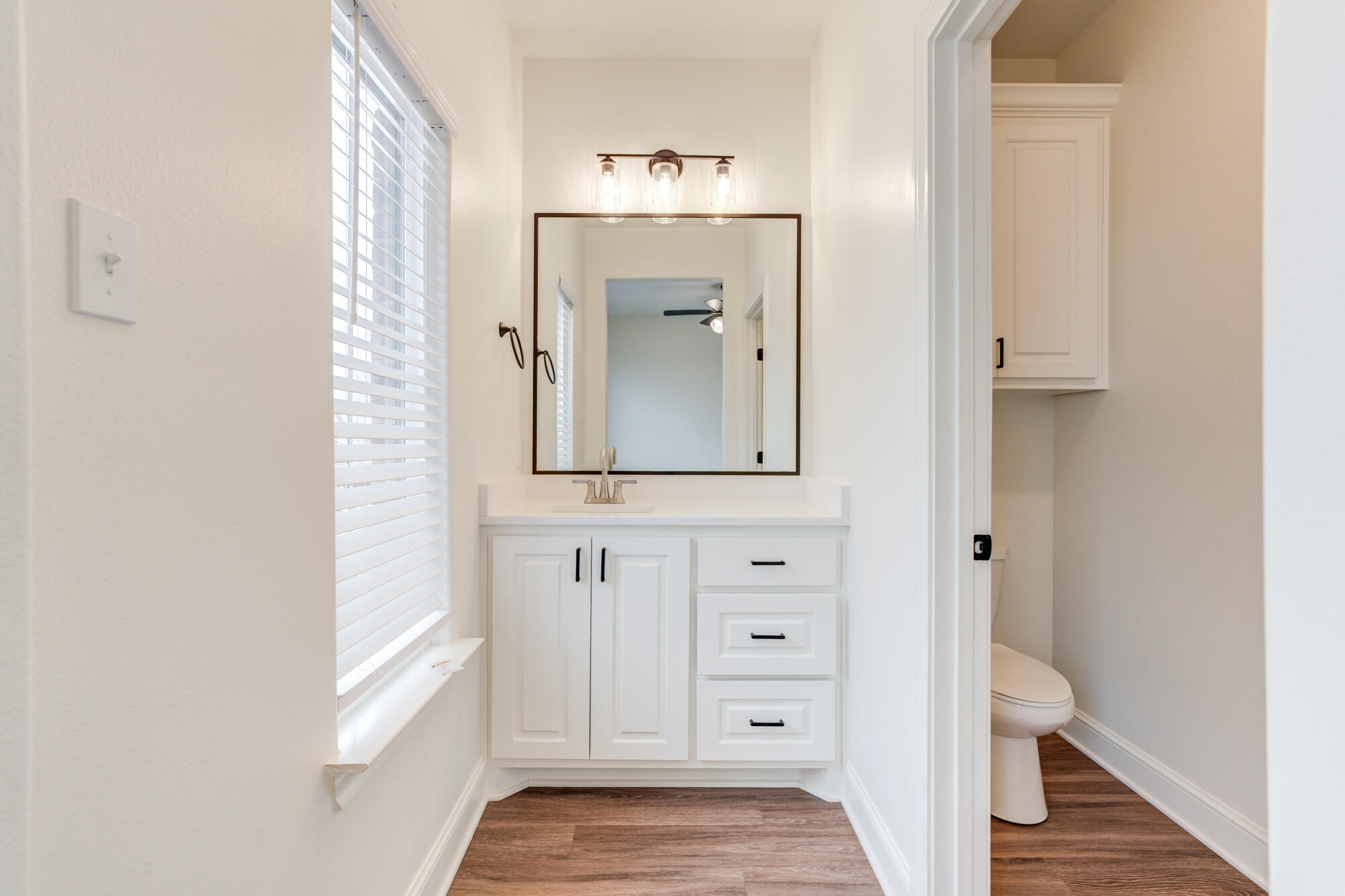 7609 52nd Street Lubbock, TX 79407 - Photo 42 of 54 7609-52nd-St_Lubbock-TX10_Bathroom-3