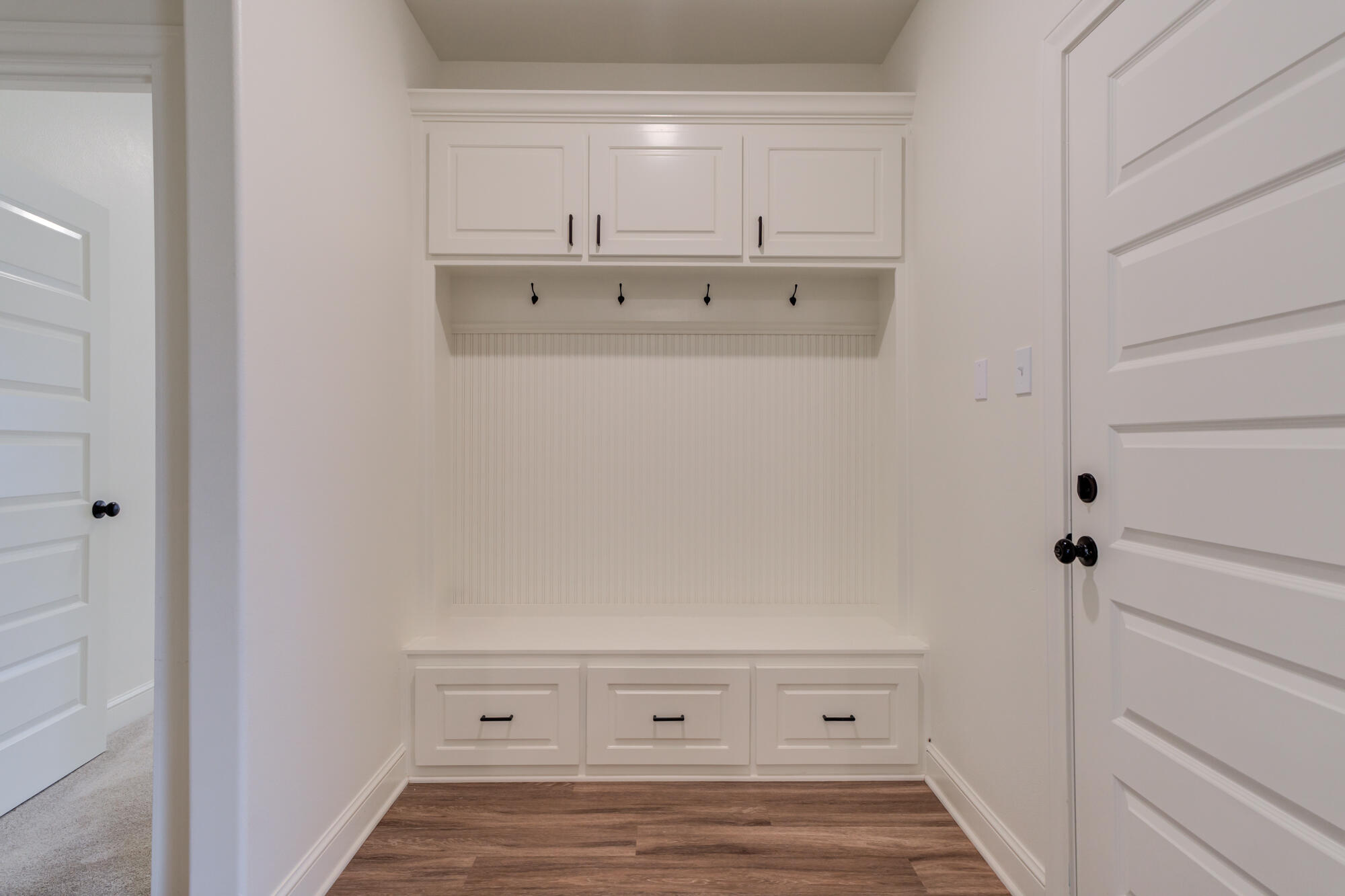 7609 52nd Street Lubbock, TX 79407 - Photo 50 of 54 7609-52nd-St_Lubbock-TX32_Mudroom