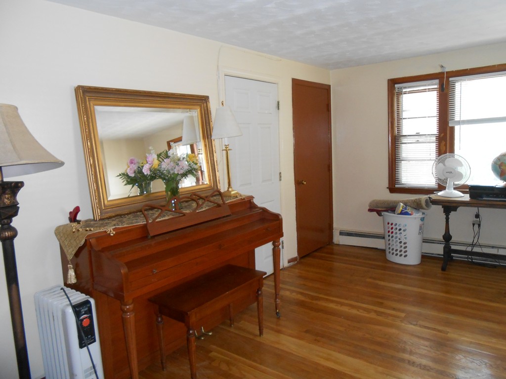 38 Westmore Road Boston, MA 02126 - Photo 13 of 14 Gallery Image 13