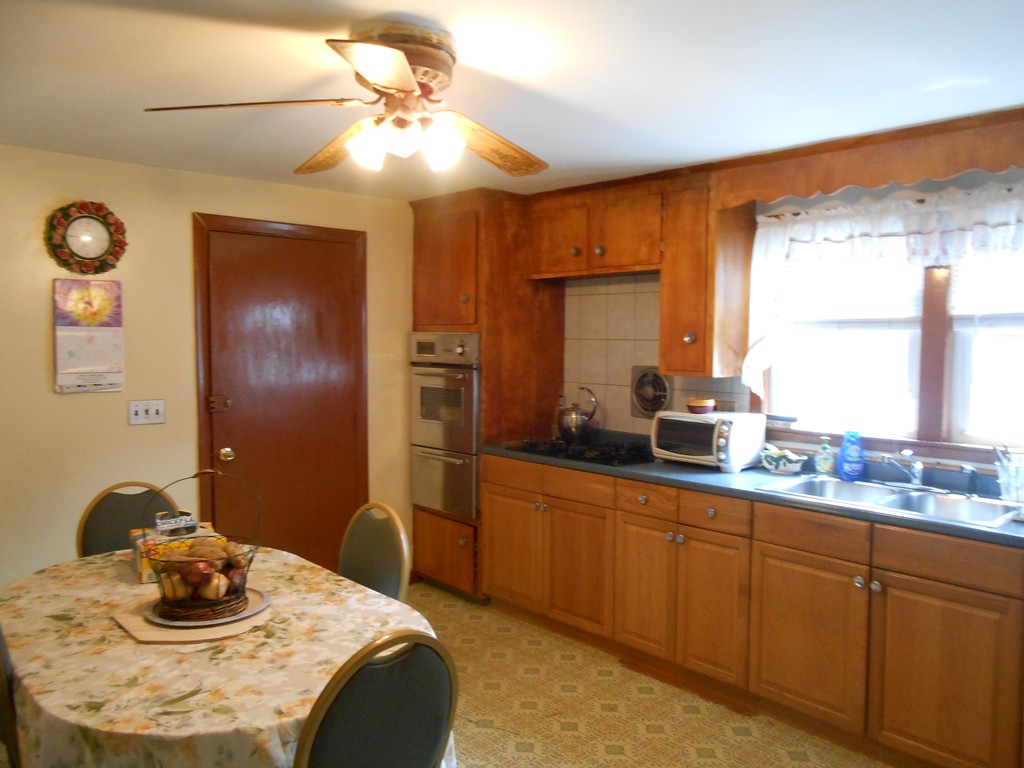 38 Westmore Road Boston, MA 02126 - Photo 8 of 14 Gallery Image 8