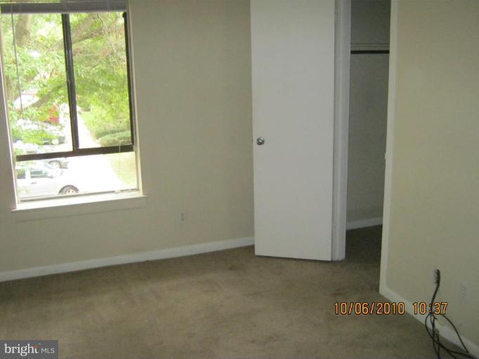 2247 Castle Rock Square, Unit 21C Reston, VA 20191 - Photo 4 of 10 Bedroom #1