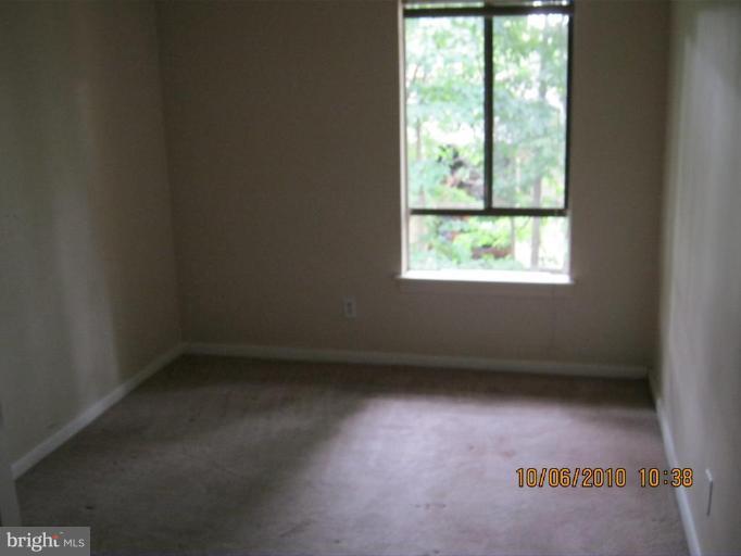 2247 Castle Rock Square, Unit 21C Reston, VA 20191 - Photo 9 of 10 Bedroom #4