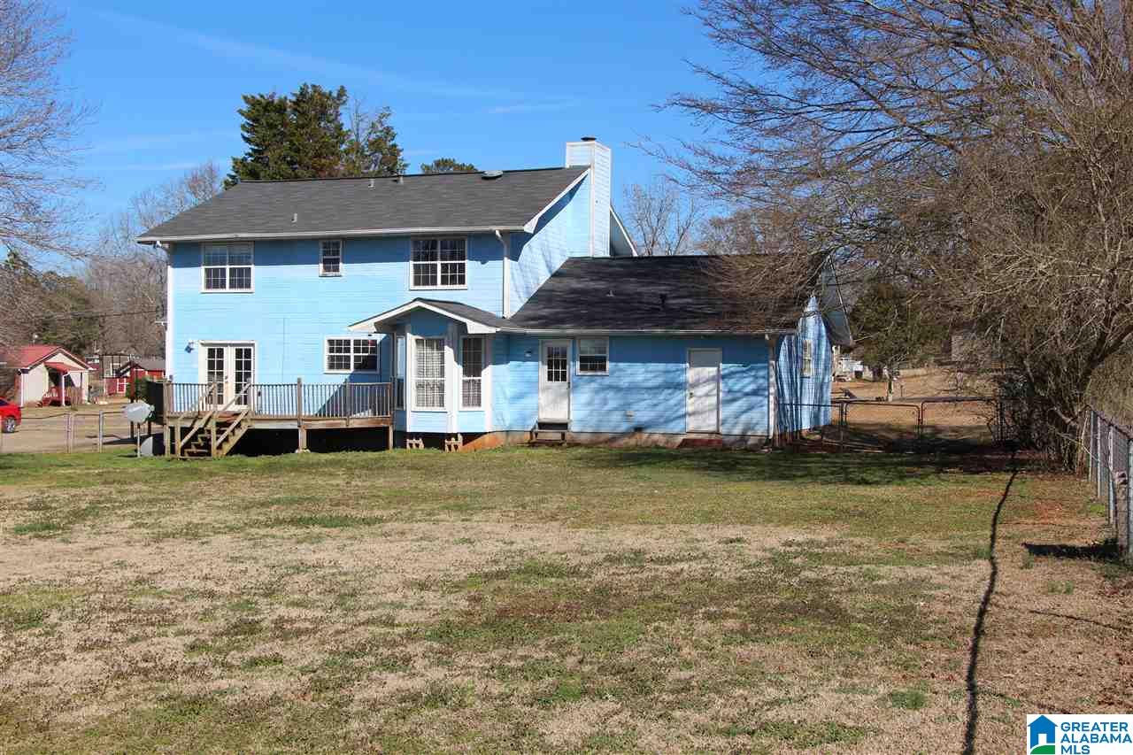 1718 Roundhill Road Weaver, AL 36277 - Photo 4 of 33