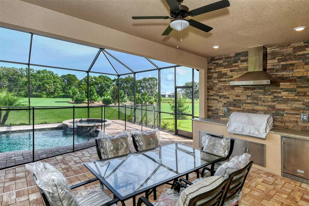 6026 Brandon Run Lakewood Ranch, FL 34211 - Photo 13 of 74 Gallery Image 13