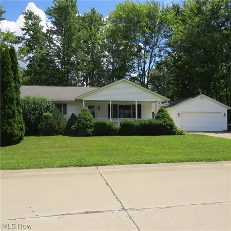 $295,000 | 7251 Hidden Glen Drive, Amherst, OH 44001