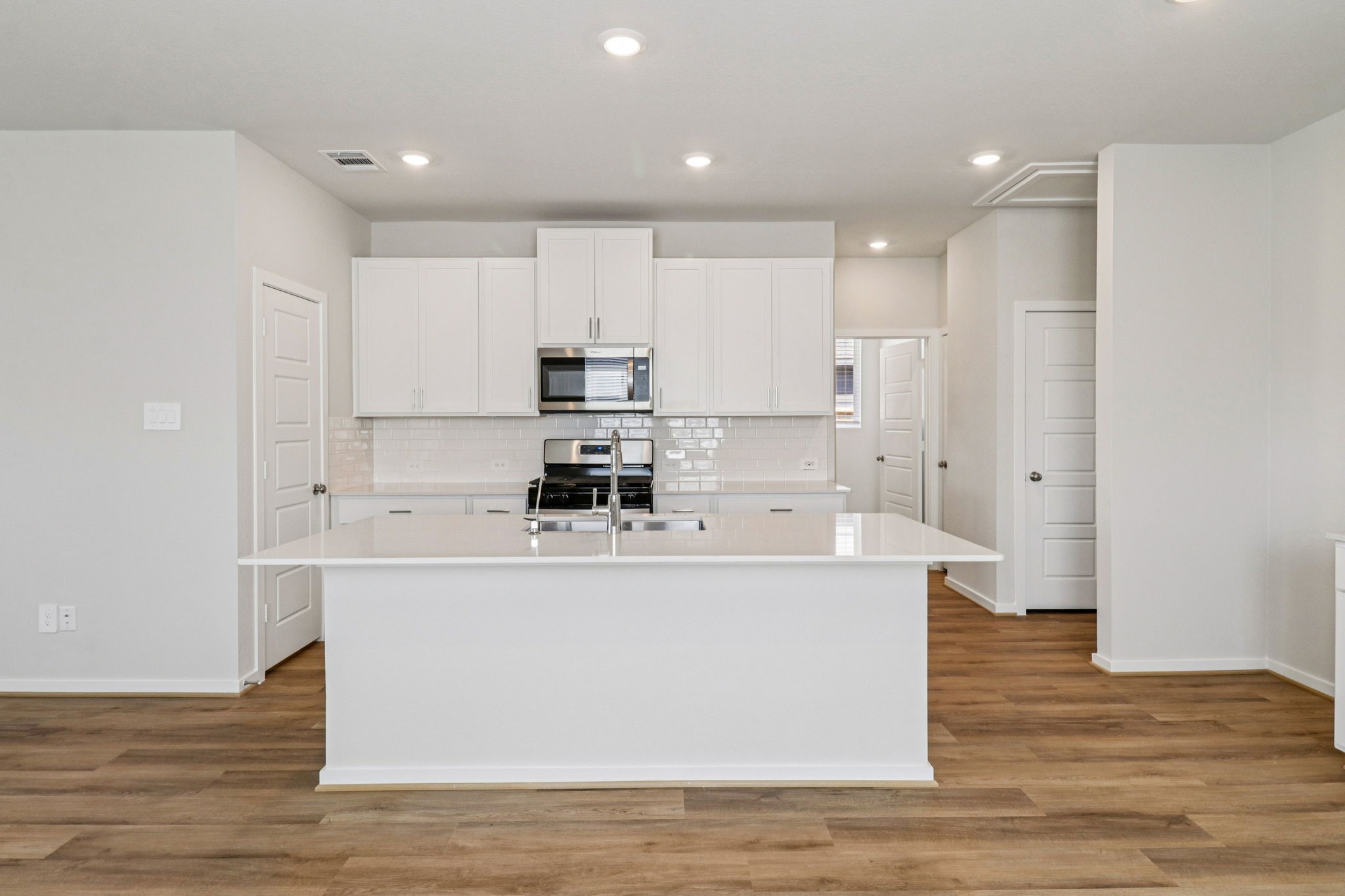 14316 Grey Pointe Court Conroe, TX 77302 - Photo 12 of 36