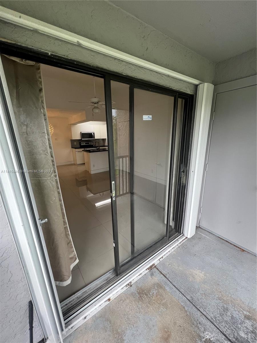 The Hammocks Miami, FL 33196 - Photo 12 of 20 a view of a hallway