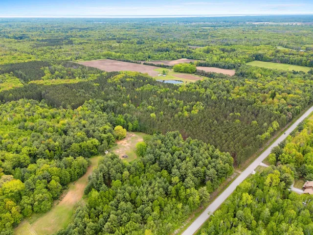 $450,000 | 3548 Brehmer Road, Abrams, WI 54101