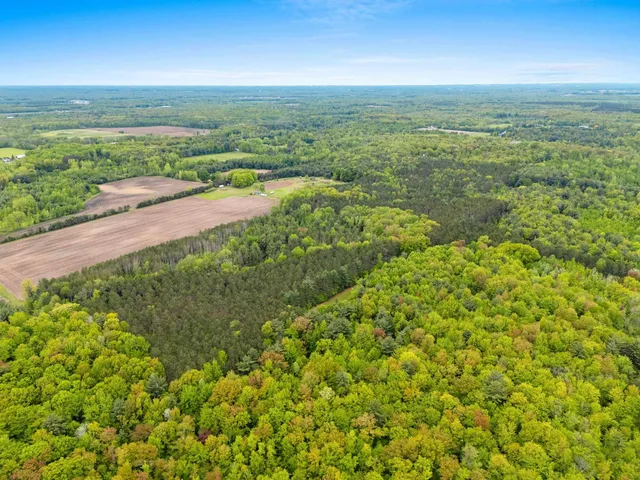 $450,000 | 3548 Brehmer Road, Abrams, WI 54101