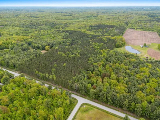 $450,000 | 3548 Brehmer Road, Abrams, WI 54101