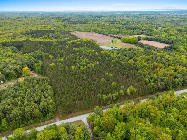 $450,000 | 3548 Brehmer Road, Abrams, WI 54101