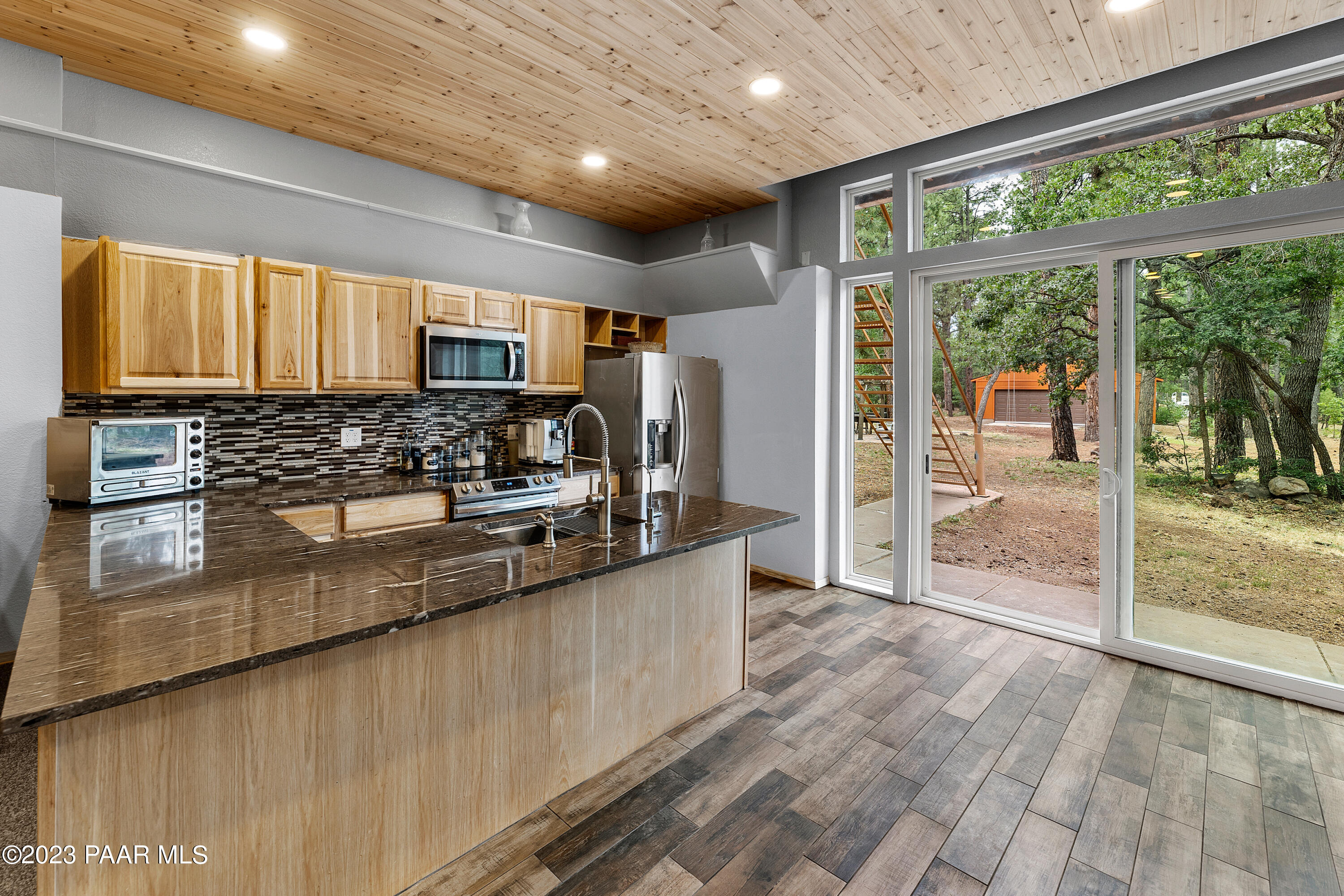 2831 South Perkinsville Road Williams, AZ 86046 - Photo 12 of 28 009_Kitchen