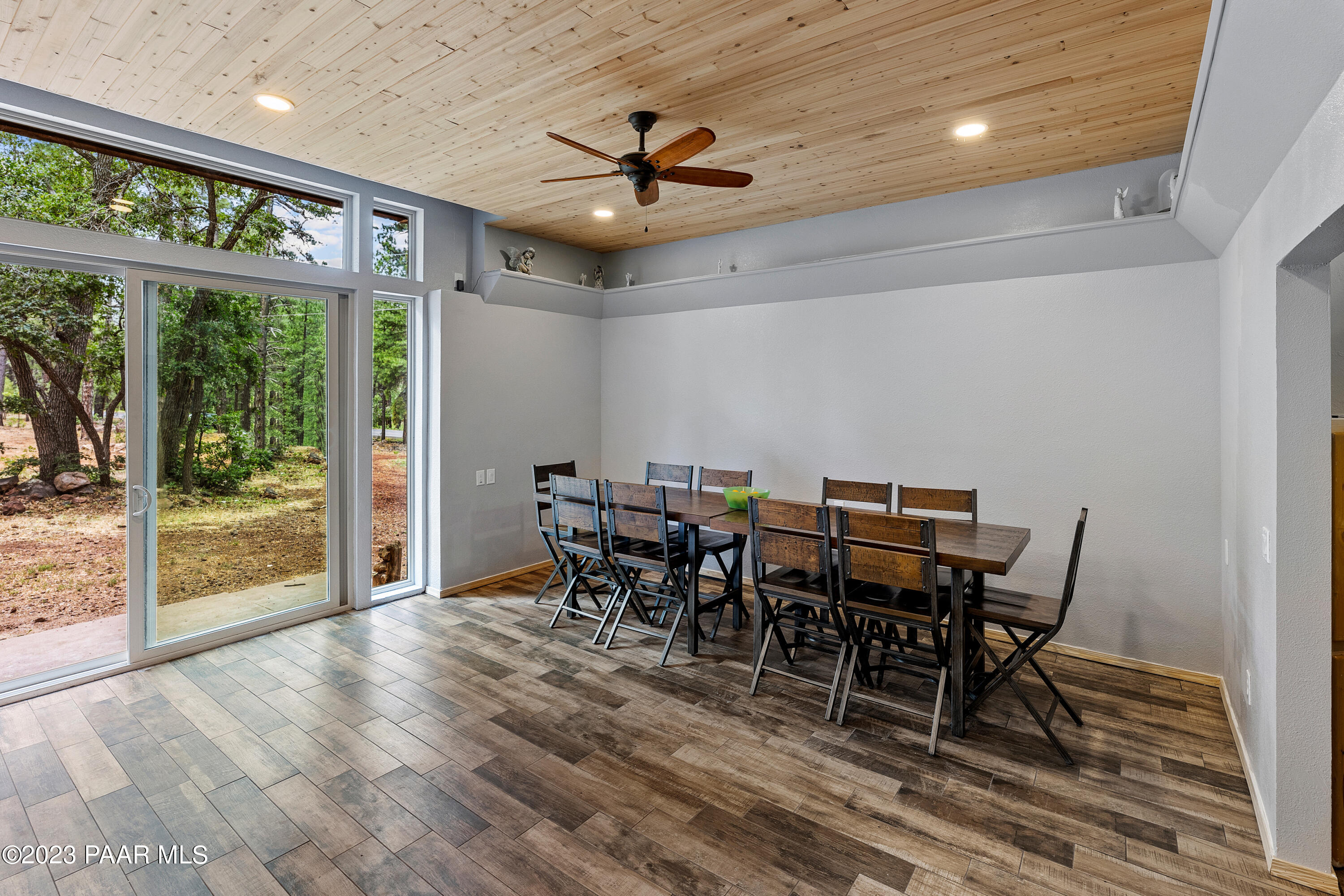 2831 South Perkinsville Road Williams, AZ 86046 - Photo 15 of 28 014_Dining Area
