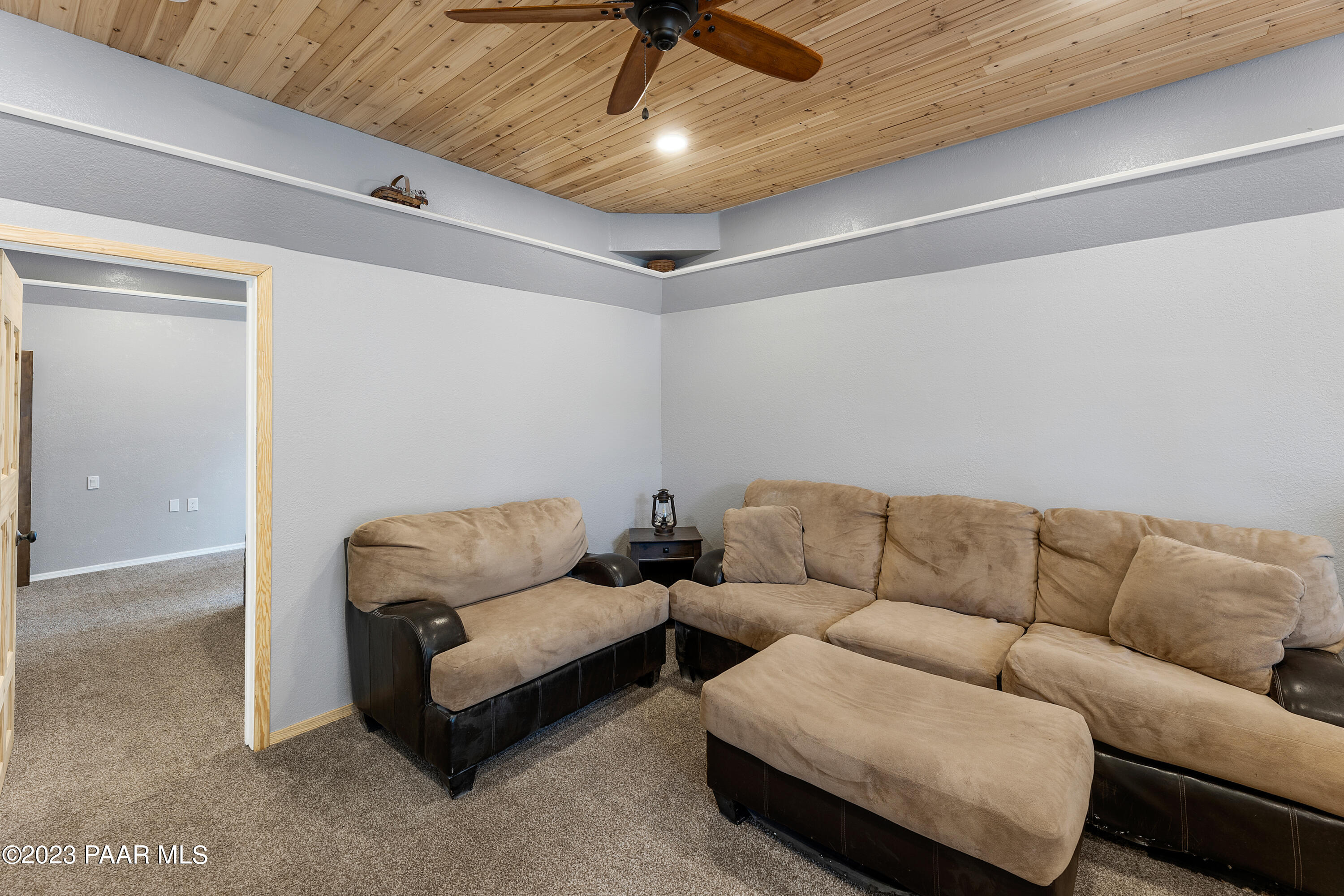 2831 South Perkinsville Road Williams, AZ 86046 - Photo 17 of 28 013_Living Area