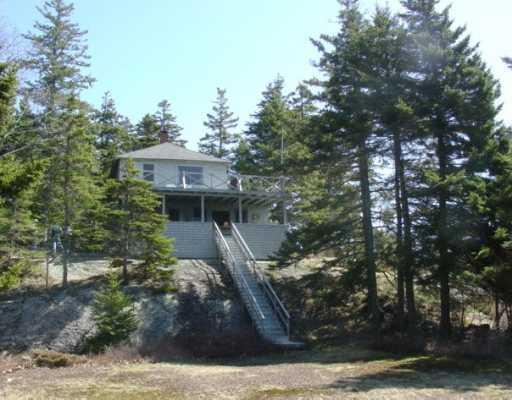 250 Reach Road Brooklin, ME 04616 - Photo 1 of 8 Exterior Front.