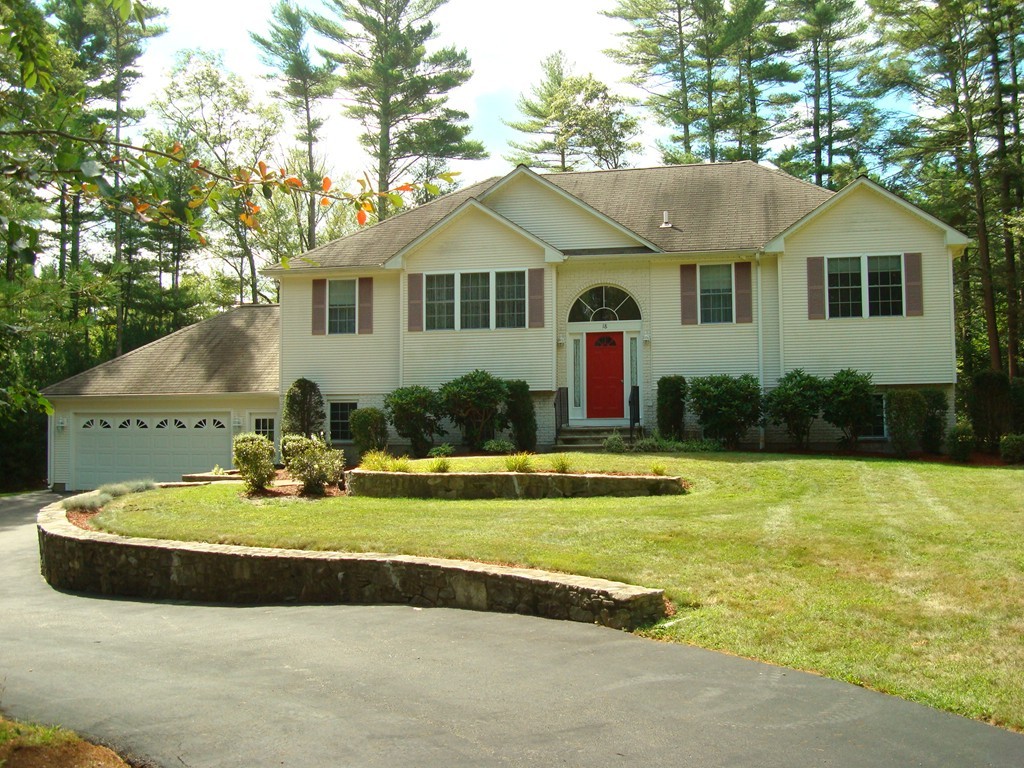 18 Rebecca Road Freetown, MA 02702 - Photo 2 of 30 a view of a white house with a swimming pool and a yard