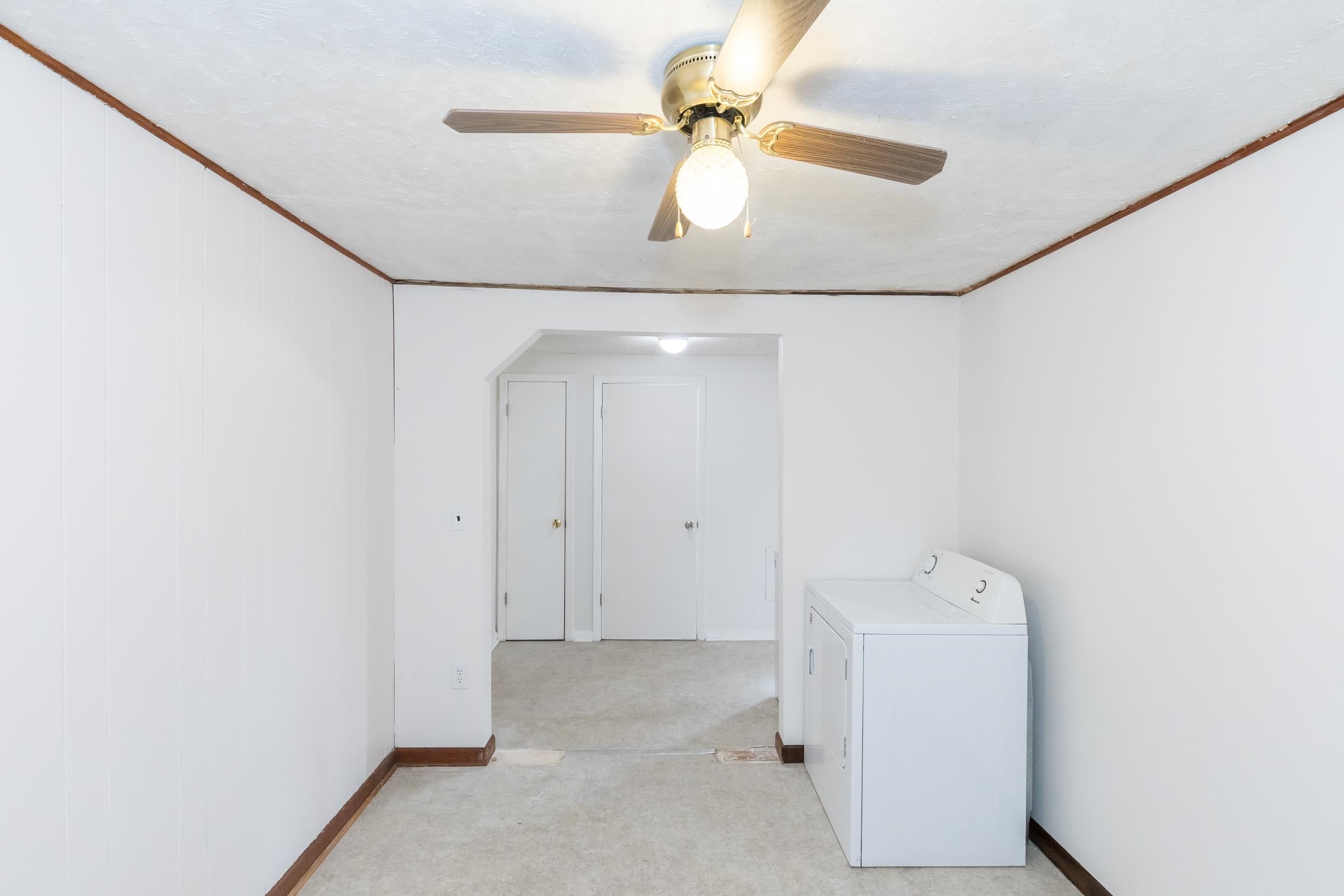 3268 Wilderness Road Bland, VA 24315 - Photo 21 of 73 Gallery Image 21