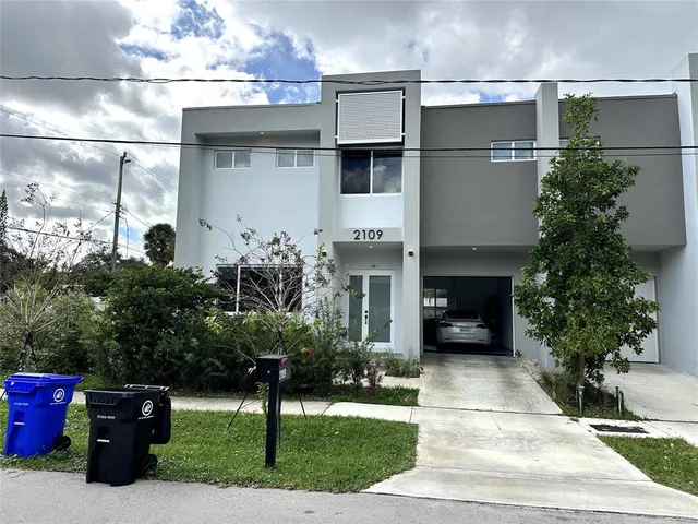 $5,100 | 2109 Southwest 18th Avenue, Fort Lauderdale, FL 33315