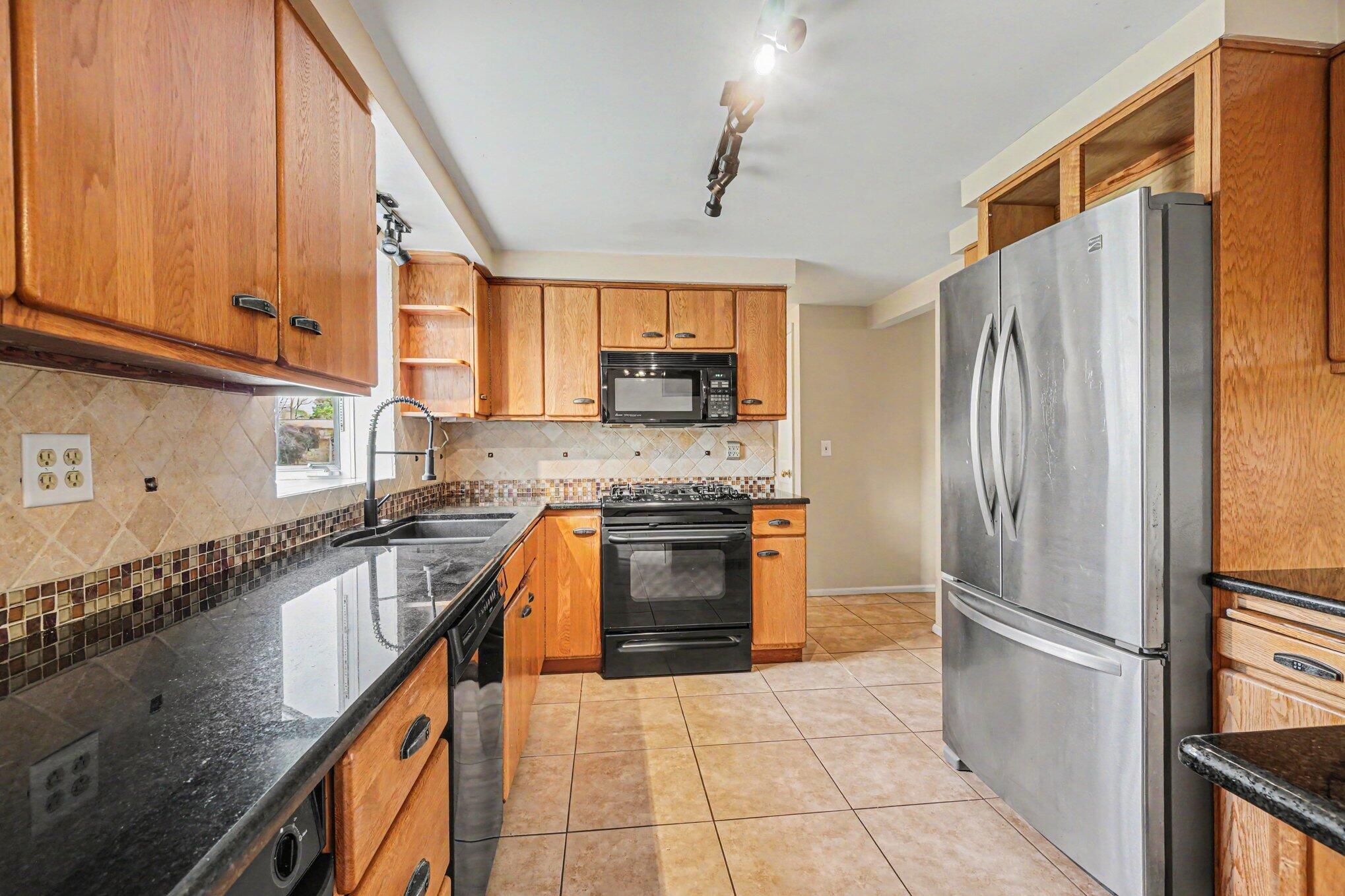 623 Riverside Drive Battle Creek, MI 49015 - Photo 8 of 24 1000063958