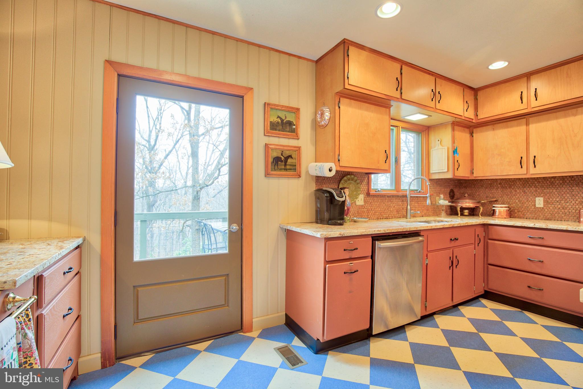 414 Dungadin Road Front Royal, VA 22630 - Photo 13 of 37 Kitchen