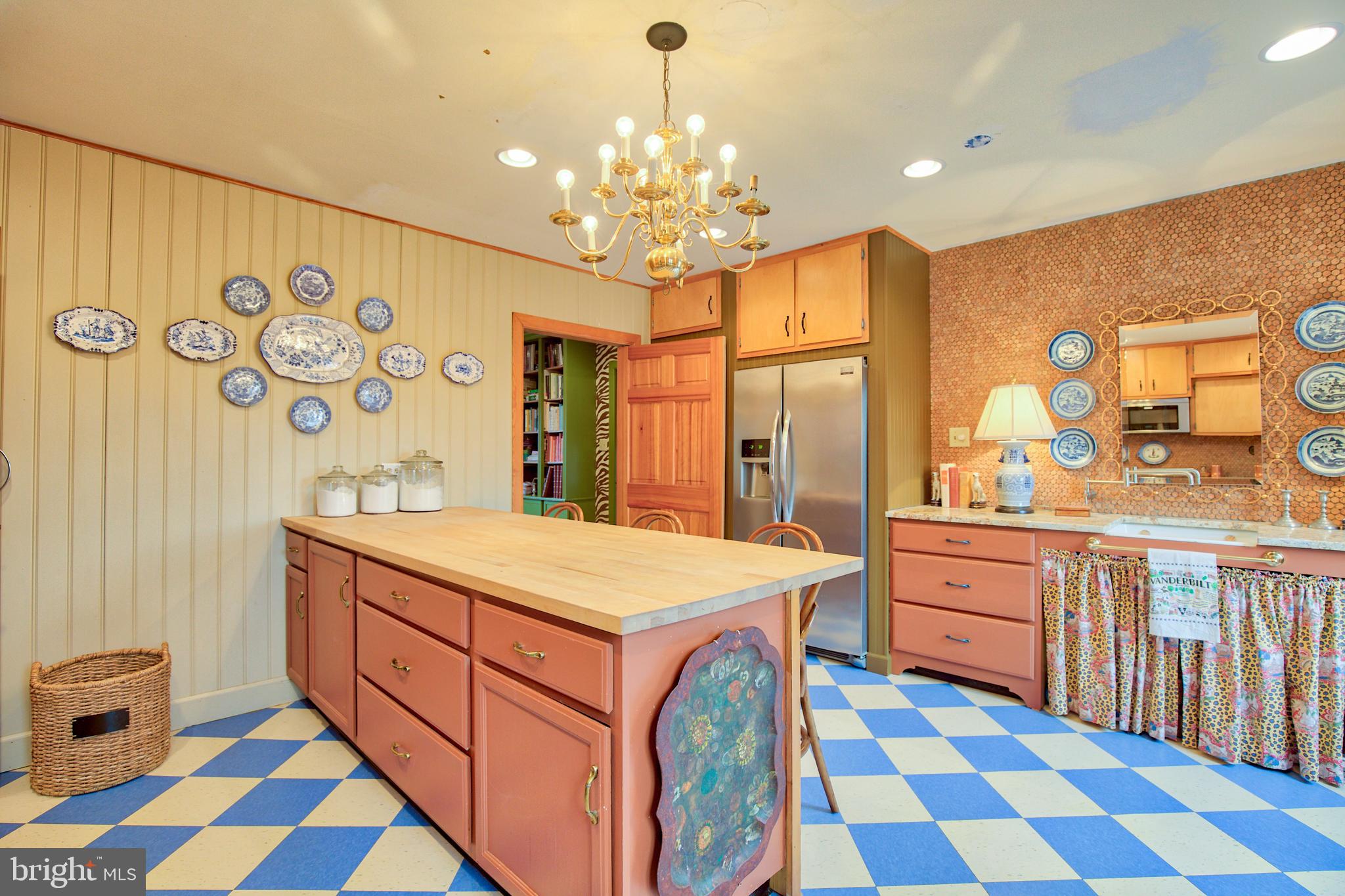 414 Dungadin Road Front Royal, VA 22630 - Photo 16 of 37 Kitchen