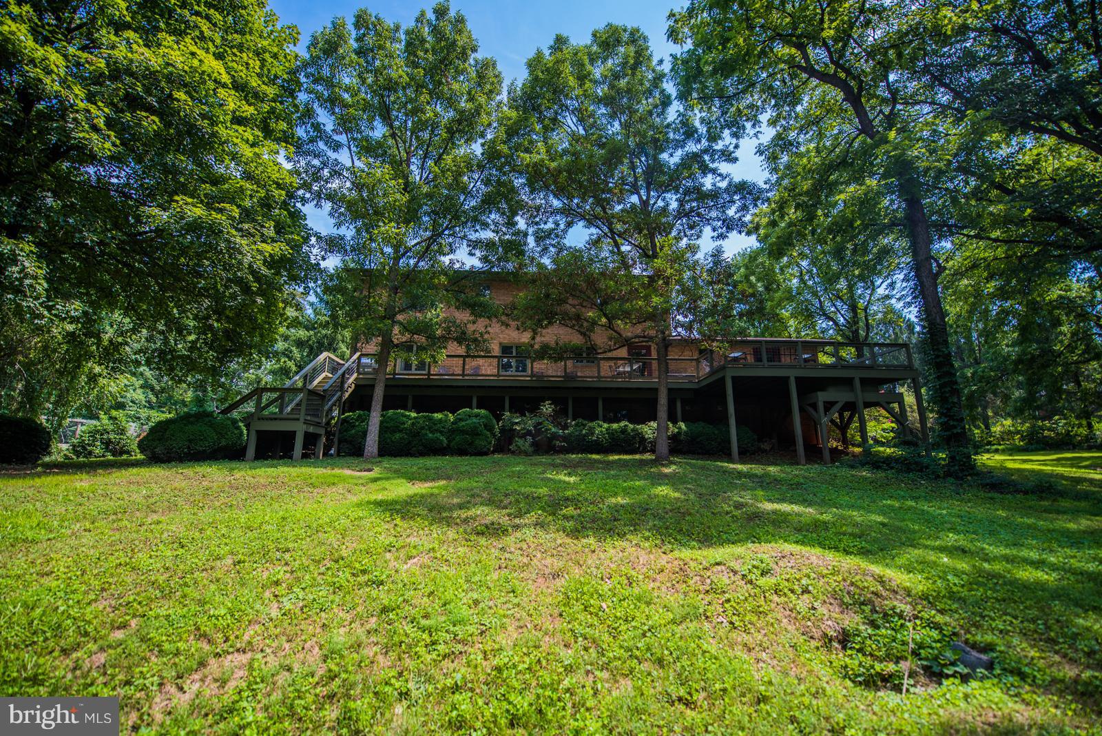 414 Dungadin Road Front Royal, VA 22630 - Photo 31 of 37 Exterior (Rear)