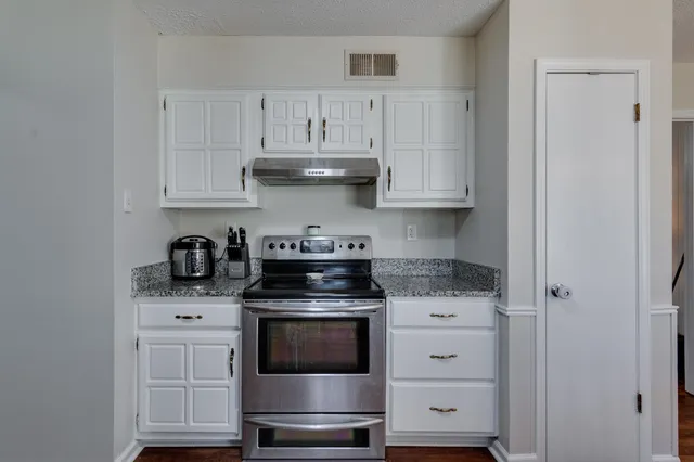 $300,000 | 2555 North Flowering Tree Cove, Bartlett, TN 38134