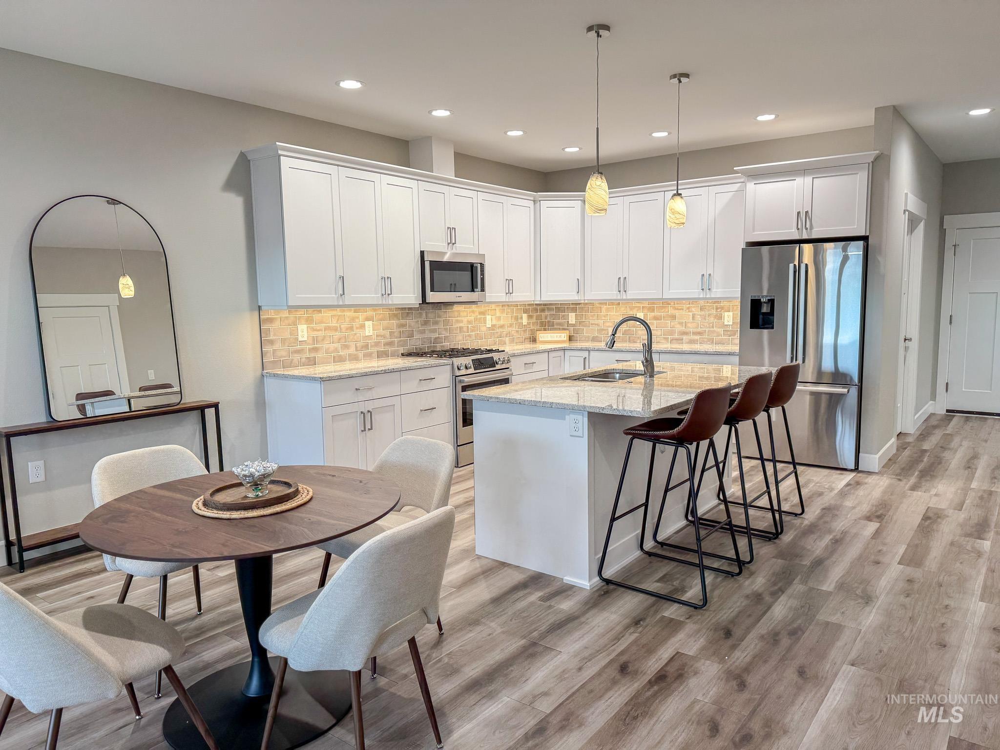 2113 Powers Avenue, Unit A Lewiston, ID 83501 - Photo 3 of 33