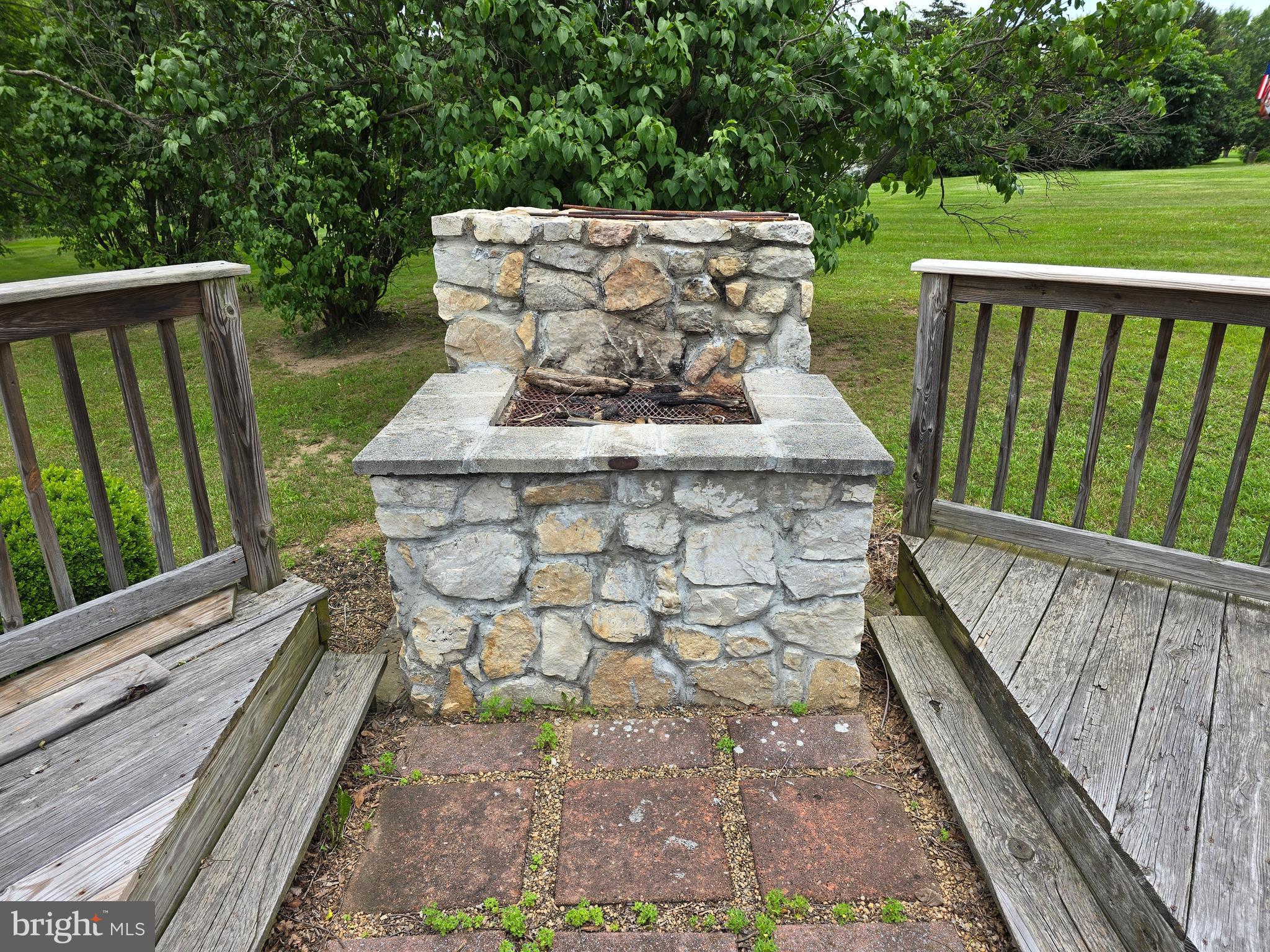 6231 Valley Road Berkeley Springs, WV 25411 - Photo 24 of 34 BBQ off of rear deck