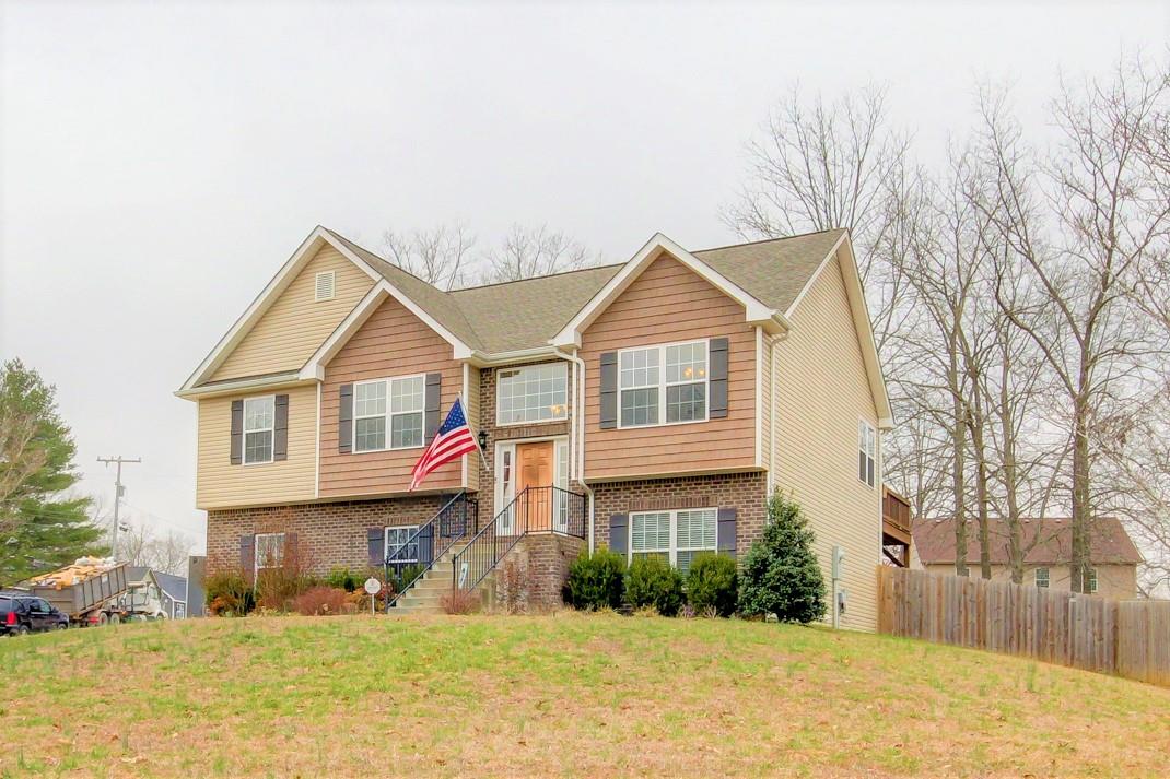 1487 Trainer Road Clarksville, TN 37042 - Photo 1 of 25 Gallery Image 1