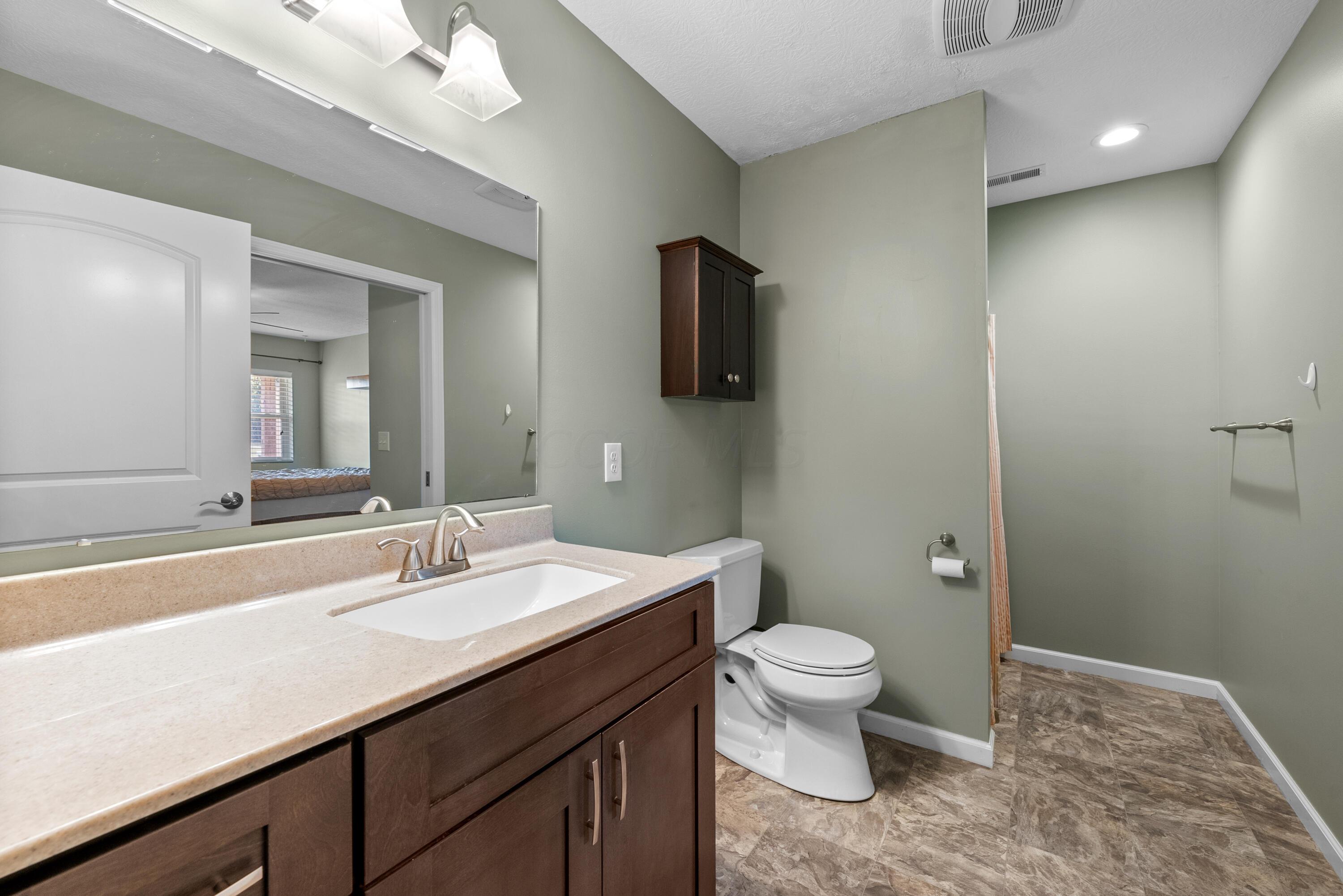 2314 Amity Road Hilliard, OH 43026 - Photo 62 of 70 DSC03548