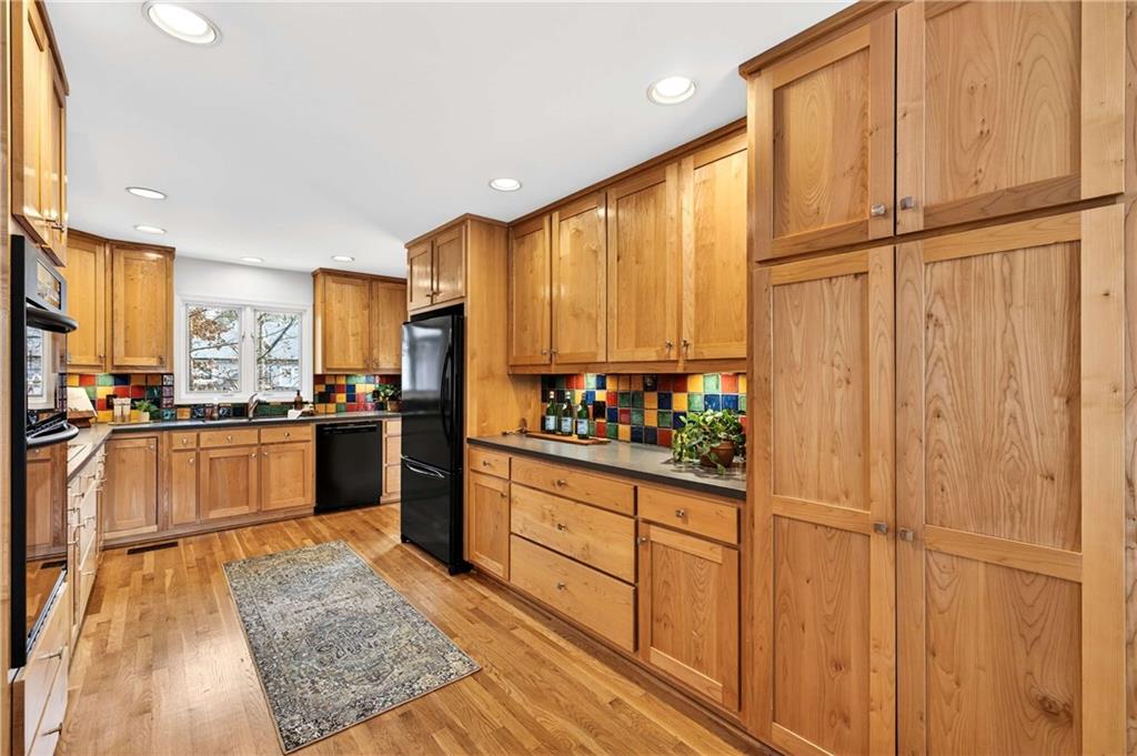 5209 Pine Bark Lane Atlanta, GA 30338 - Photo 14 of 56