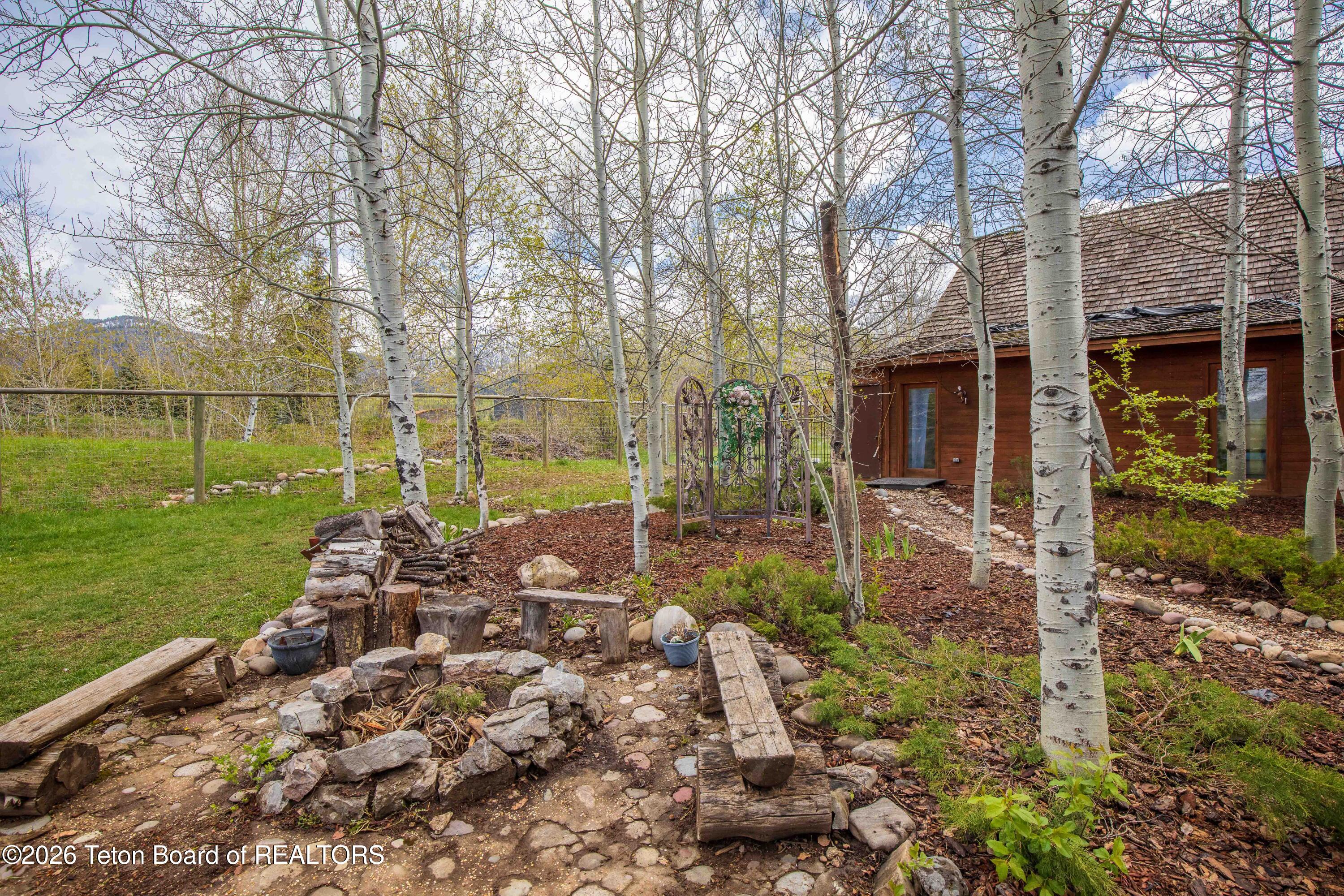 83 Buck Lane Alpine, WY 83128 - Photo 64 of 75 83 Buck Ln IMG_6020