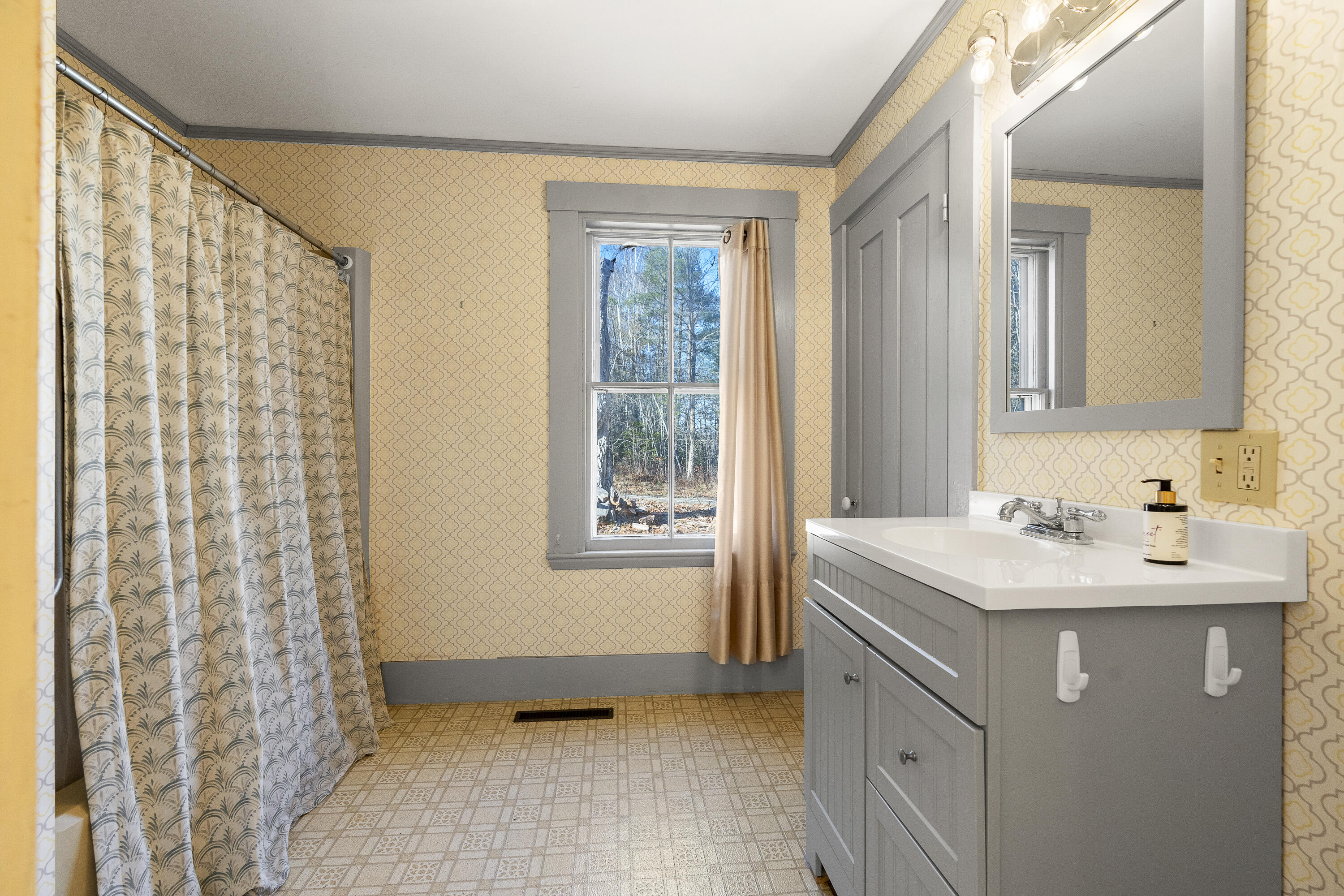 113 Lower Round Pond Road Bristol, ME 04539 - Photo 27 of 47 49-113 Lower Round Pond Rd, Bristol, ME-
