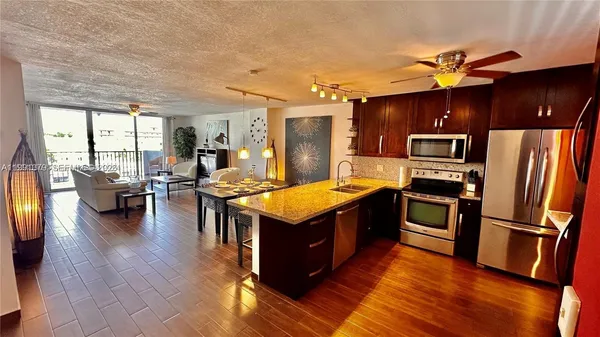 $2,550 | 3703 Northeast 166th Street, Unit 503, North Miami Beach, FL 33160
