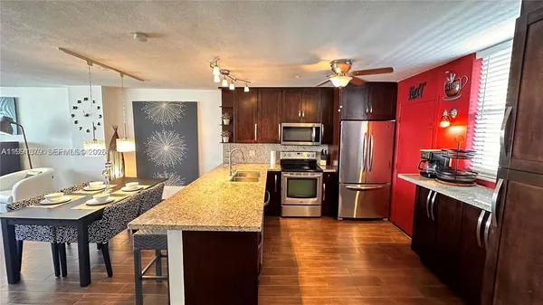 $2,550 | 3703 Northeast 166th Street, Unit 503, North Miami Beach, FL 33160