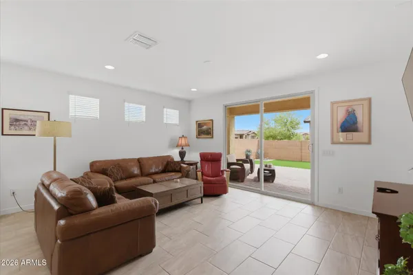 $2,000 | 17211 West Whispering Wind Drive, Surprise, AZ 85387