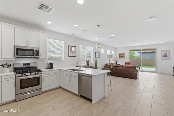 $2,000 | 17211 West Whispering Wind Drive, Surprise, AZ 85387