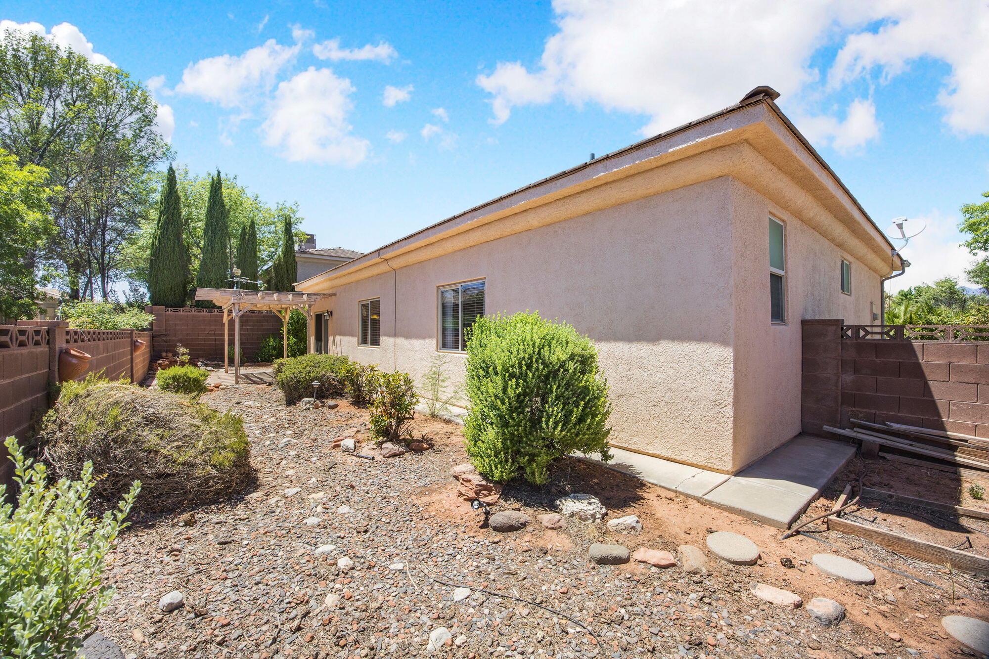 2412 East 50 S Street St. George, UT 84790 - Photo 24 of 38 31-web-or-mls-UH2A6518