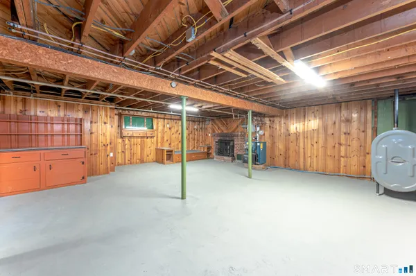 $2,200 | 233 Unionville Avenue, Plainville, CT 06062