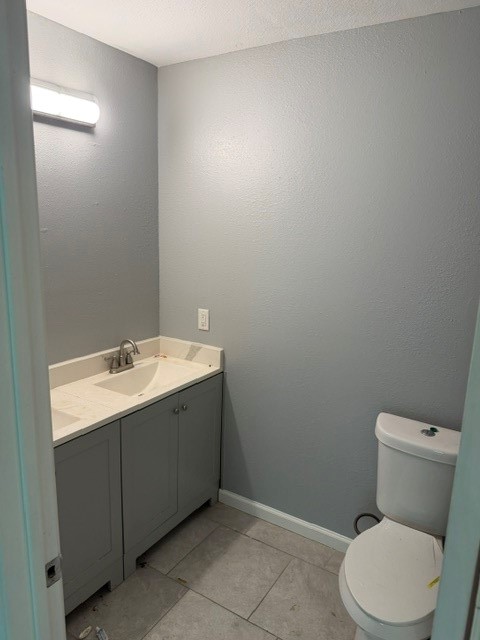 3211 Retta Street Houston, TX 77026 - Photo 6 of 11 master bathroom w/ shower